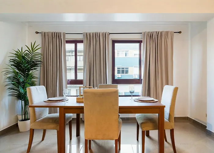 Mbird Marques De Pombal With Elevator Lisboa