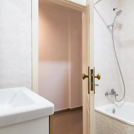 Mbird Marques De Pombal With Elevator * Lisbon