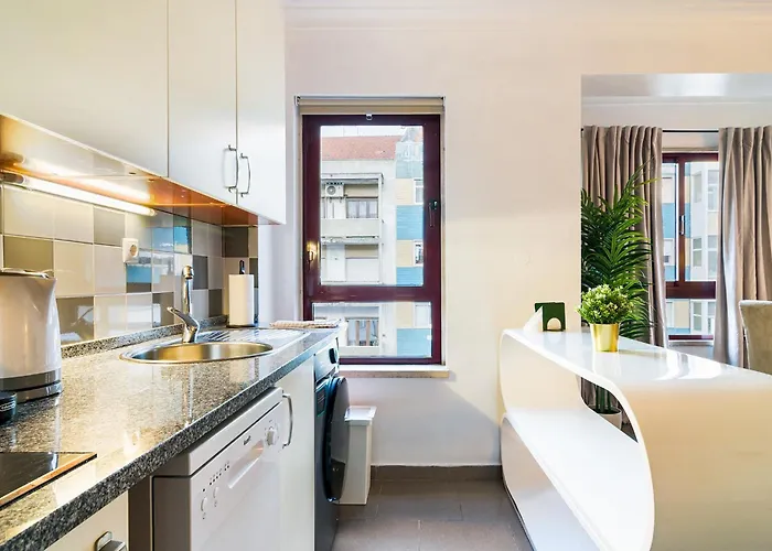 Mbird Marques De Pombal With Elevator * Lisbona